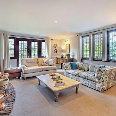 4 Bed In Carlisle Oc-94398 Vakantiehuis *
