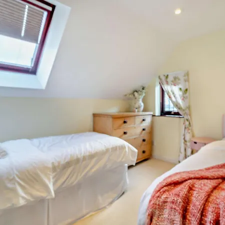 Holiday home 4 Bed In Crosby-on-eden 94398 *