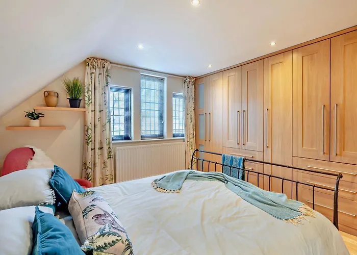 4 Bed In Carlisle Oc-94398 * Crosby (Cumbria)