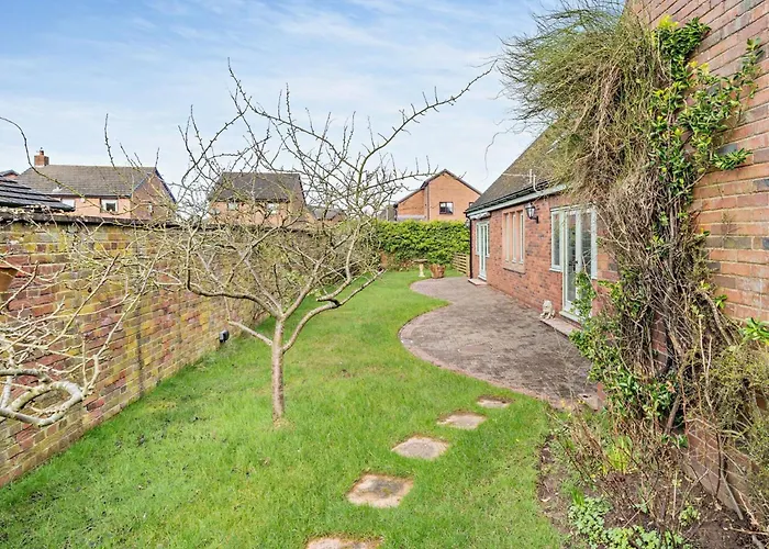 4 Bed In Carlisle Oc-94398 Casa de Férias Crosby (Cumbria)